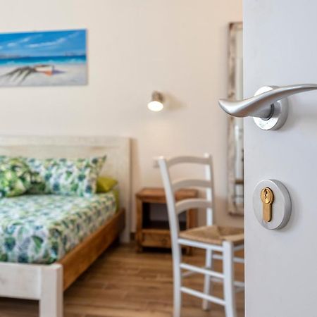 Dery Alghero Holiday Rooms Εξωτερικό φωτογραφία
