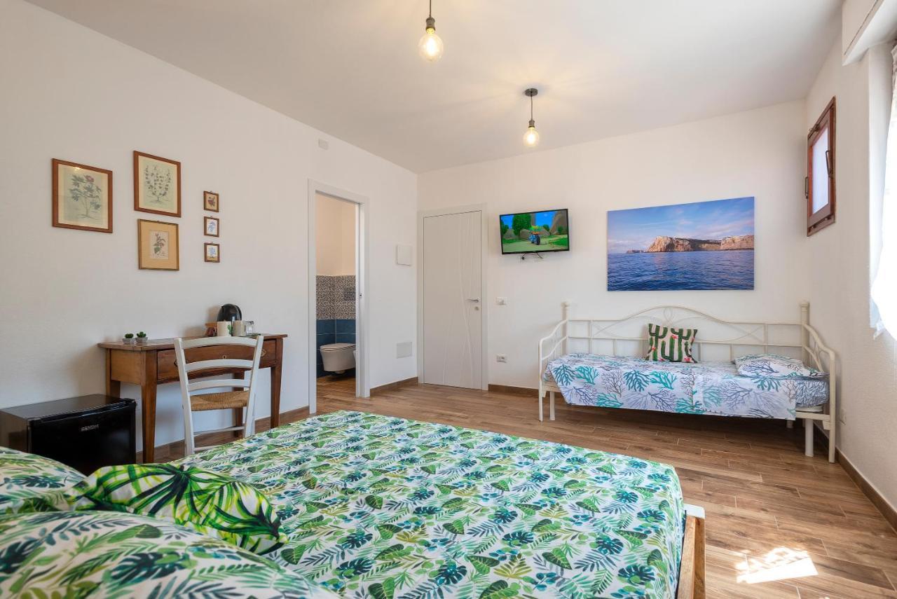 Dery Alghero Holiday Rooms Εξωτερικό φωτογραφία