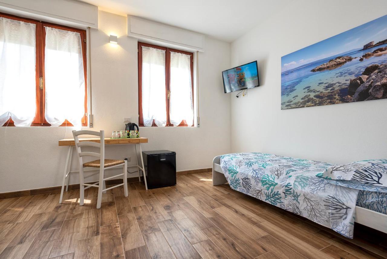 Dery Alghero Holiday Rooms Εξωτερικό φωτογραφία