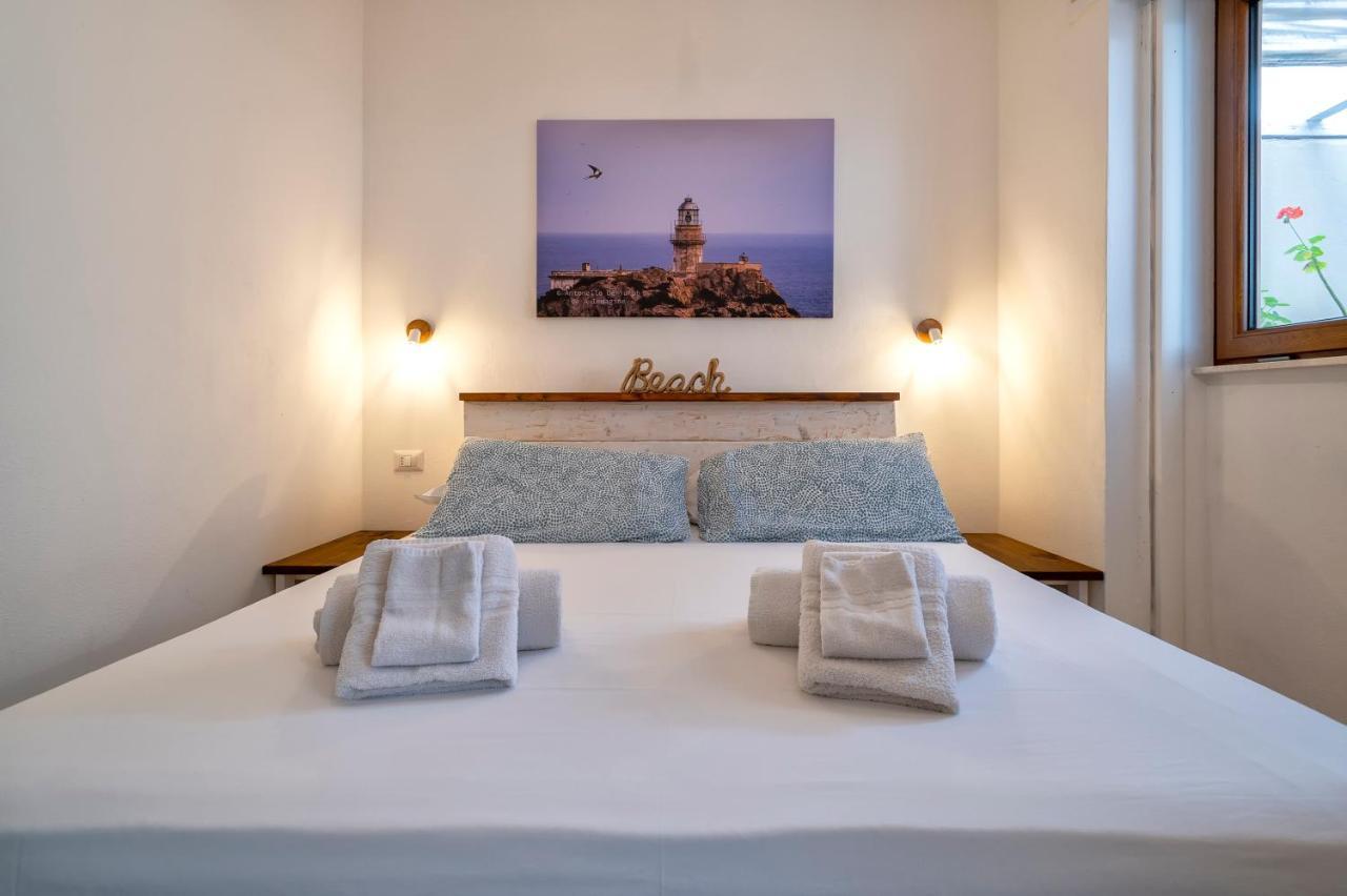Dery Alghero Holiday Rooms Εξωτερικό φωτογραφία